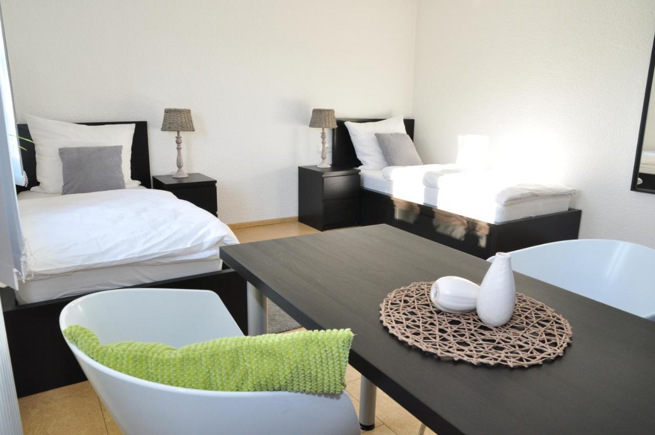 Aldingen  N37 -Modern Eingerichtete Zimmer In Ruhiger Lage מראה חיצוני תמונה